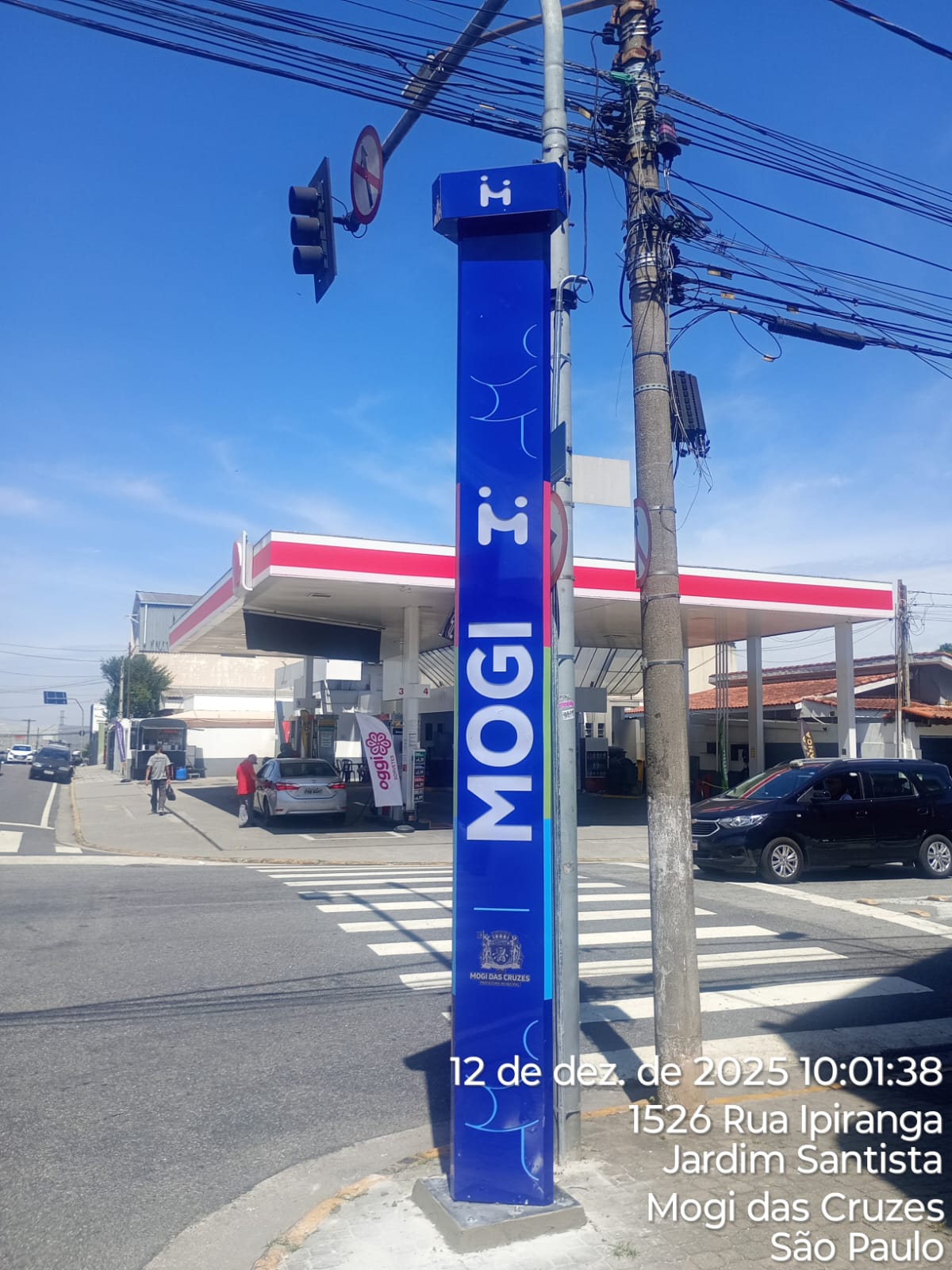 Totem urbano instalado em Mogi das Cruzes